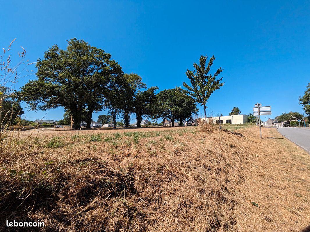Terrain 464 m² · à Saint-Dolay · 464 m² · 66 000 €