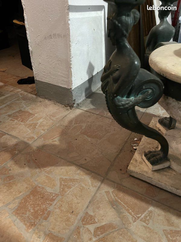 Table basse en marbre et fer forgé (image 3)