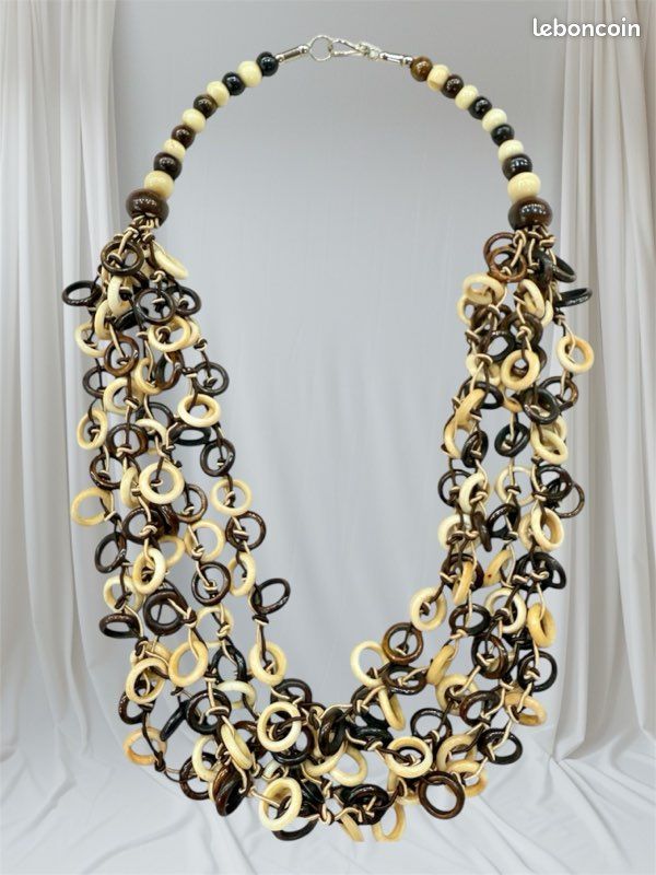 Collier et Os de Buffle 5 Rangs (image 2)