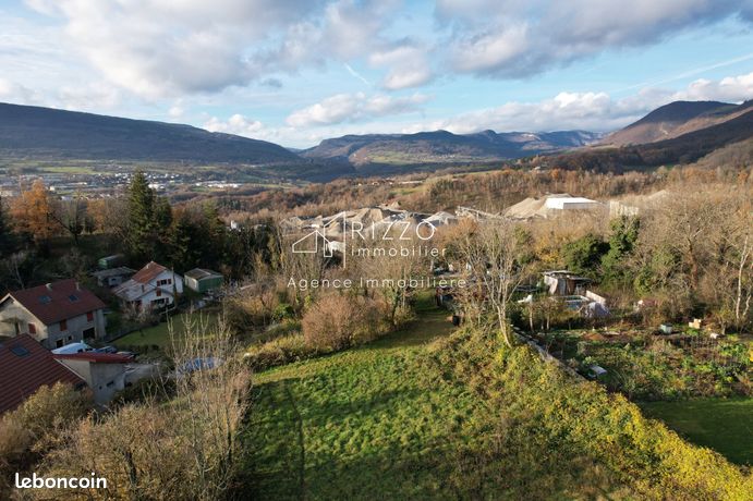 Terrain 1053 m² Valserhône
