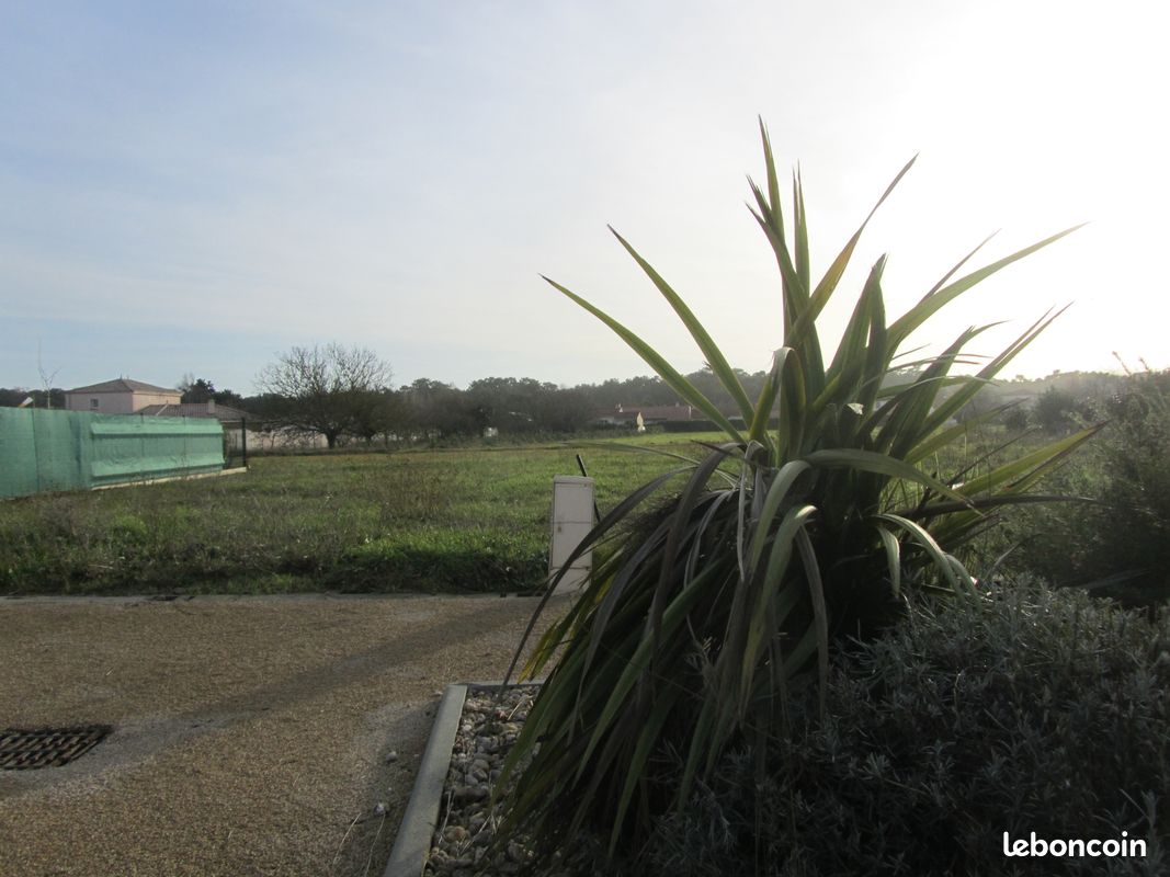 Terrain rare, viabilisé, Jard-sur-mer · 180 000 €