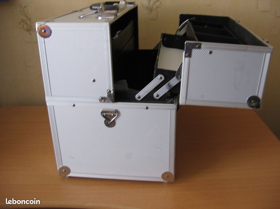 Mallette métal alu (image 6)