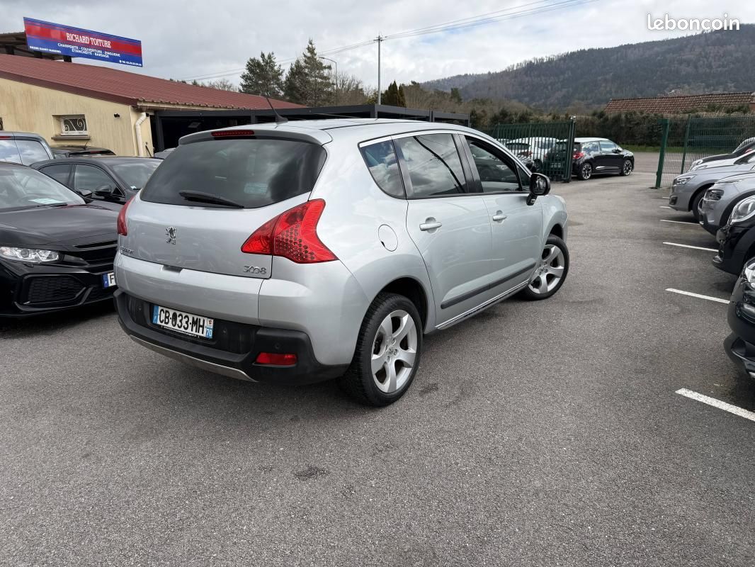 Peugeot 3008 1.6 HDi112 FAP Allure (image 3)