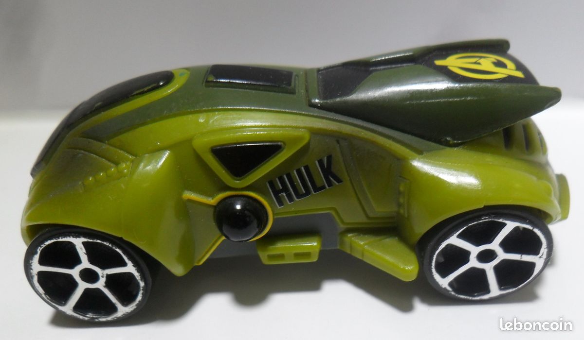 Miniature Majorette HULK Avengers Ech 1/64 02/12 (image 3)