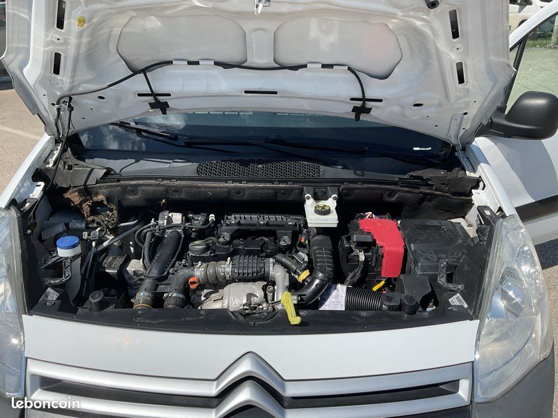 Citroen berlingo ii (3) 1.6 bluehdi 100 confort taille m (image 15)