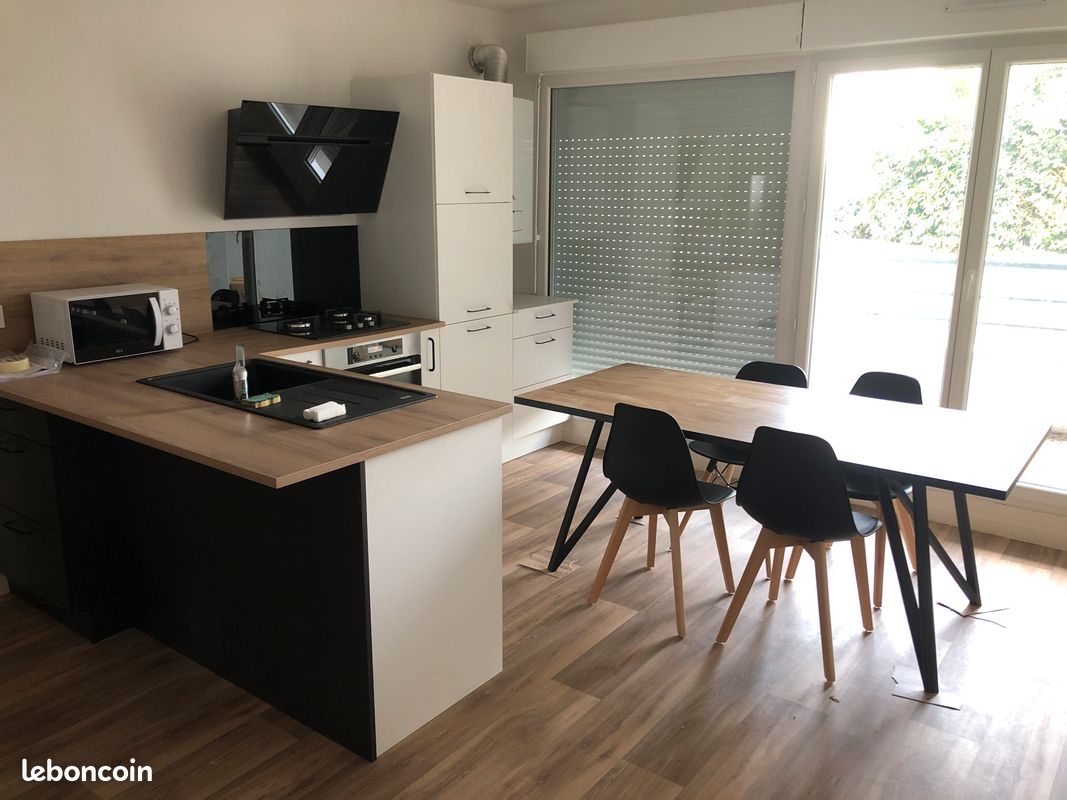 Appartement 1 pièce 87 m² · à Angers · 87 m² · 490 €/mois