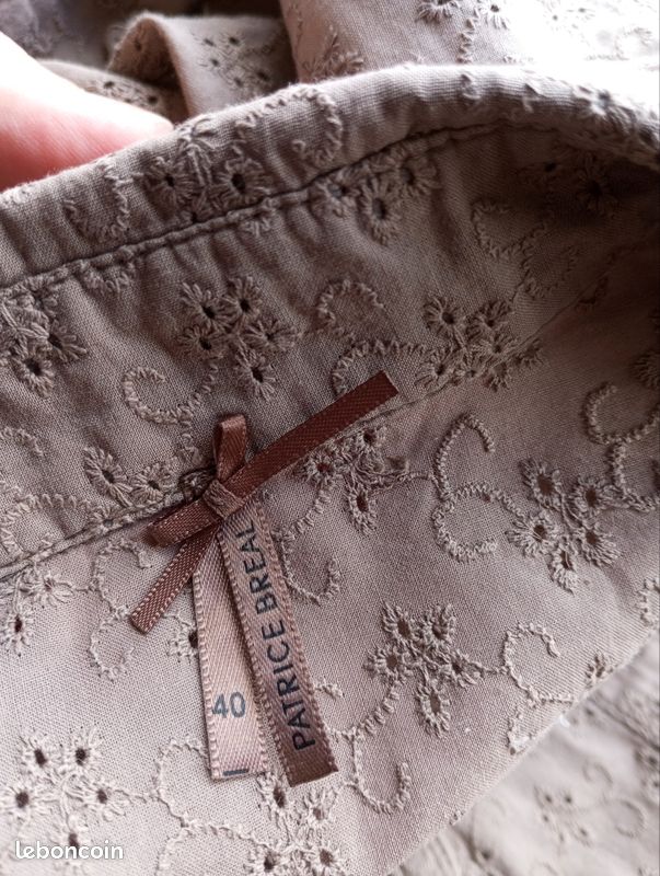 Chemise taupe broderie anglaise (image 8)