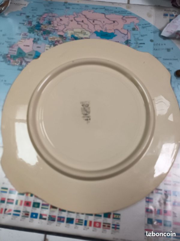 Plat ancien (image 2)