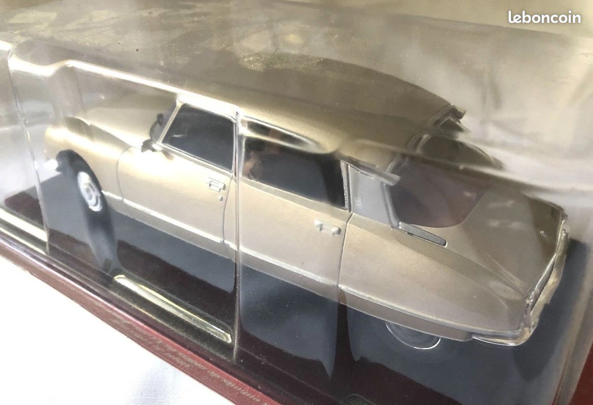 Citroën DS23 Pallas 1/43 – Bronze – Odeon 075 – Voiture De Collection