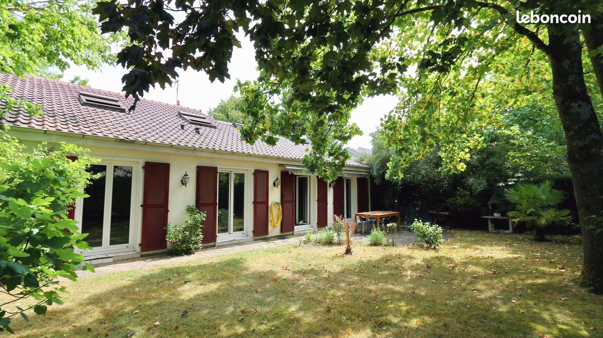 Maison 7 pièces 138 m² · à Mennecy · 138 m² · 400 000 €