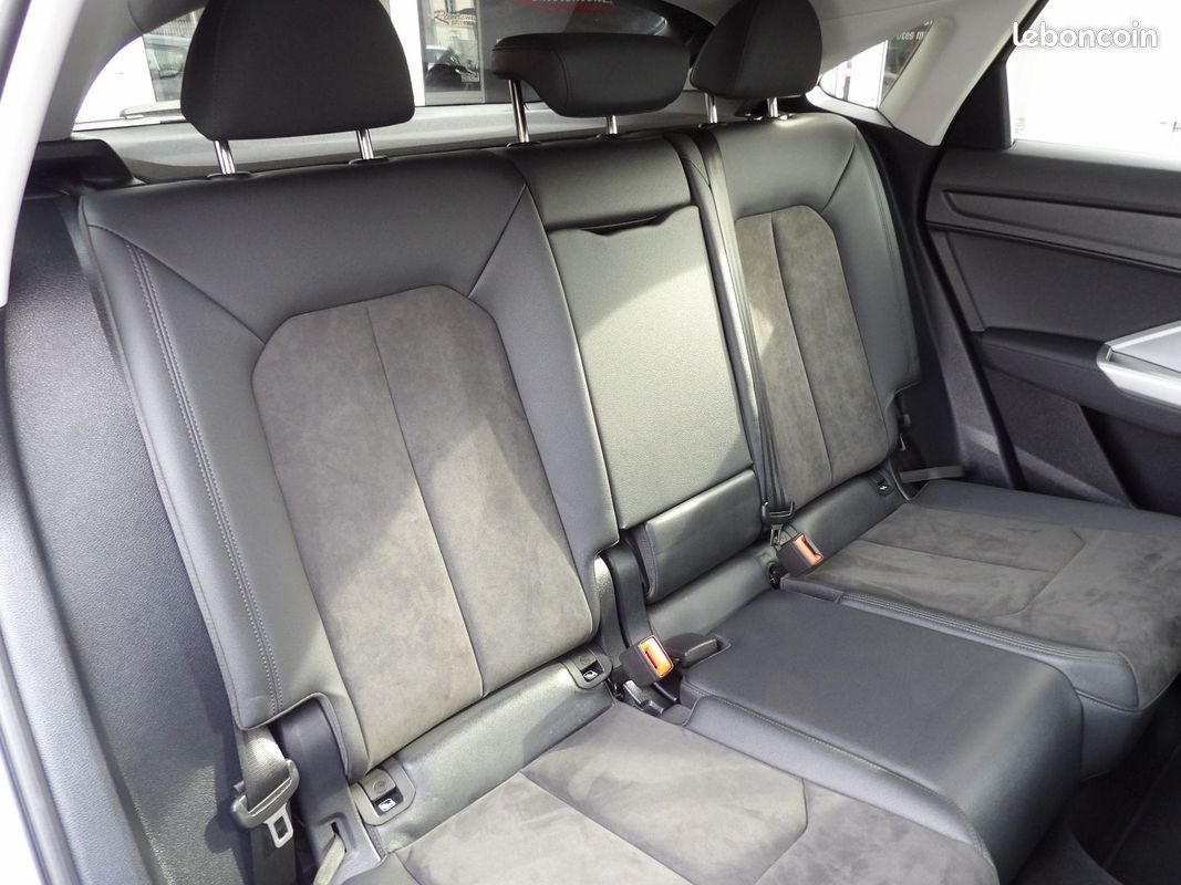 Audi Q3 SPORTBACK 35 TDI 150CH S LINE S TRONIC 7 (image 10)