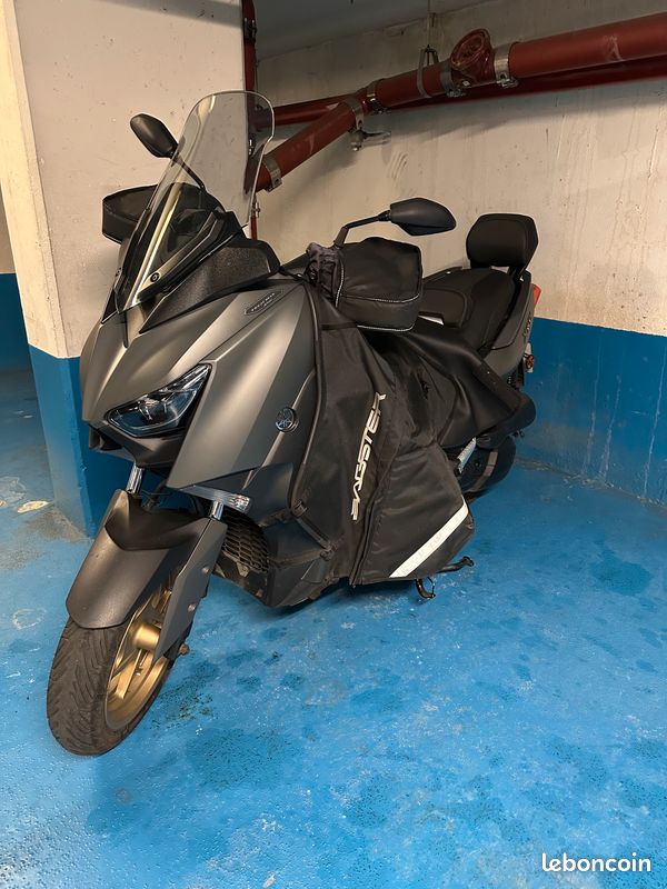 X-Max 125 Tech MAX ABS 2020 (image 2)
