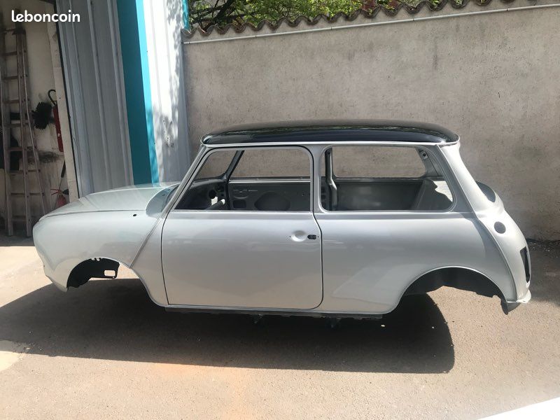Mini 1275 GT – Caisse + Lot complet de pièces (image 3)