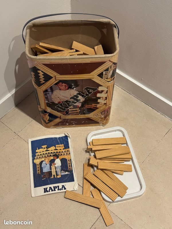 Jeu de construction KAPLA® : ce plus amusant que n'importe quel écran vidéo (image 1)