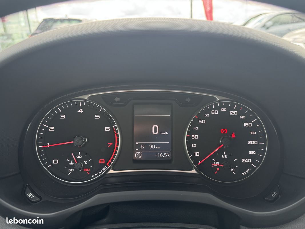 AUDI A1 1.0 TFSI ultra 95 Ambiente (image 7)