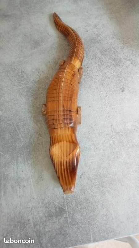 Crocodile bois articulé (image 1)