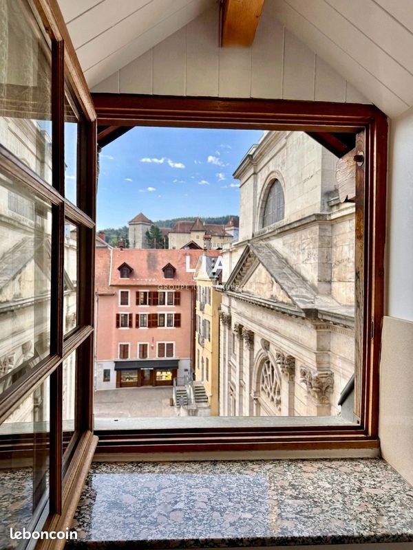 Appartement 8 pièces 149 m² · à Annecy · 149 m² · 699 000 €