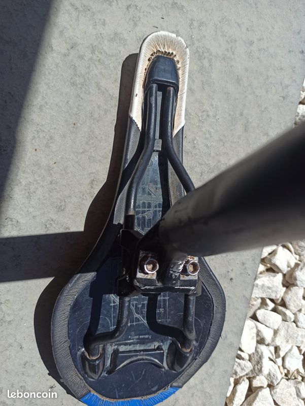 Kit tige et Selle VTT Fizik (image 2)