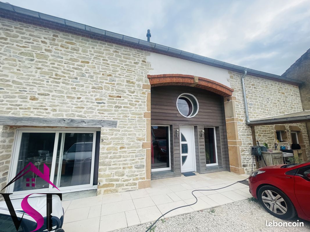 Maison 8 pièces 240 m² · à Poncey-lès-Athée · 240 m² · 269 000 €