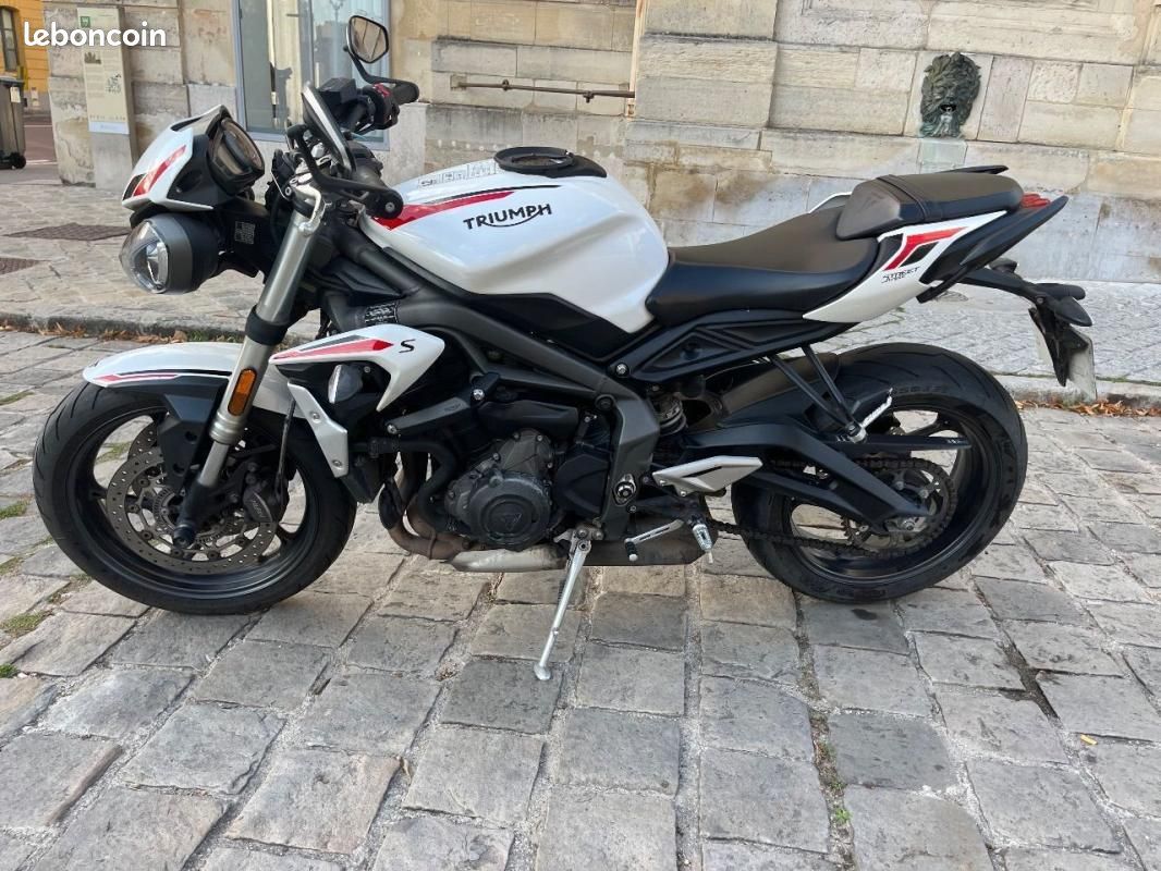 Triumph Street Triple 660 cm3 (image 1)