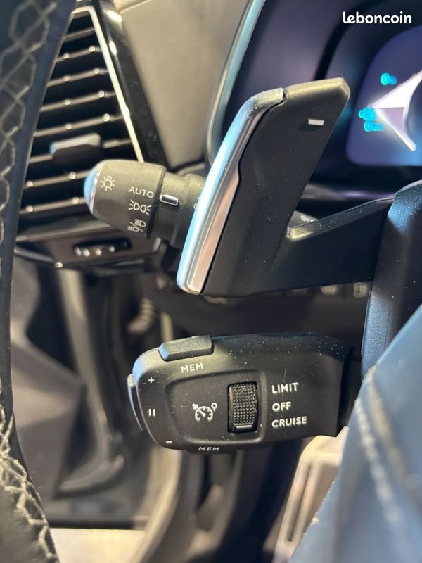 DS DS 7 E-TENSE 225ch Bastille - Origine France / CarPlay / Suivi complet / Caméra 360° / Hayon électrique et main libre / Keyless Go / Gris Laqué / Pack Drive Assist (image 39)