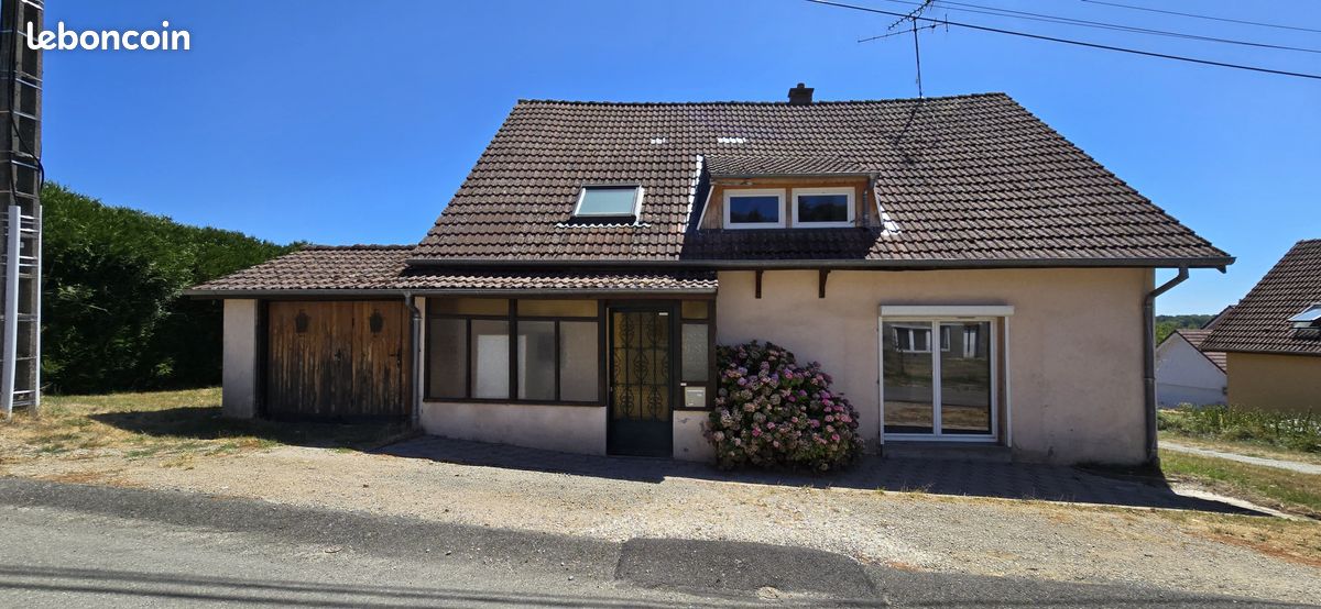Maison 5 pièces 120 m² · à Rougemont-le-Château · 120 m² · 213 000 €