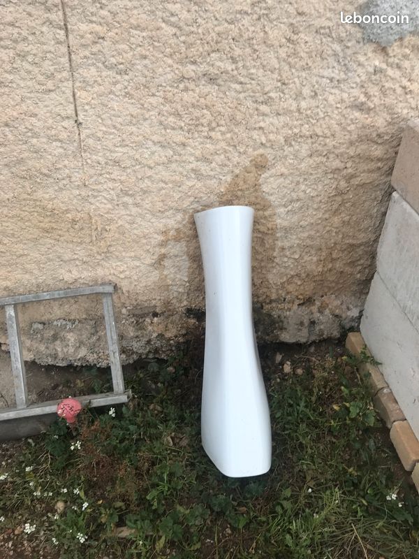 Colonne de lavabo (image 1)