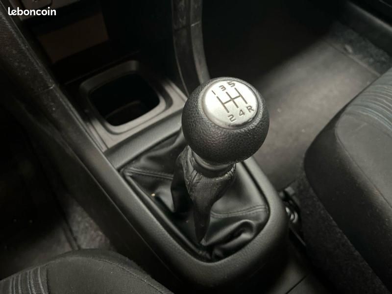 Suzuki Swift 1.2 VVT 94ch Privilège 5p (image 20)