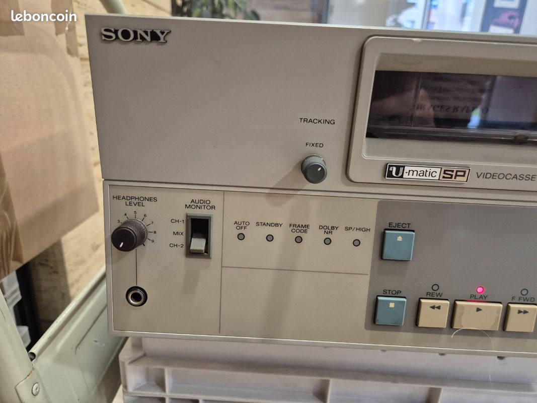 Magnétoscope VHS Pro Sony SVT-96LP – Occasion, Fonctionnel