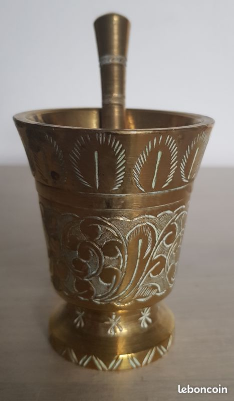 Mortier + Pilon d’apothicaire en bronze massif Ø6cm / Hauteur 7cm (image 1)