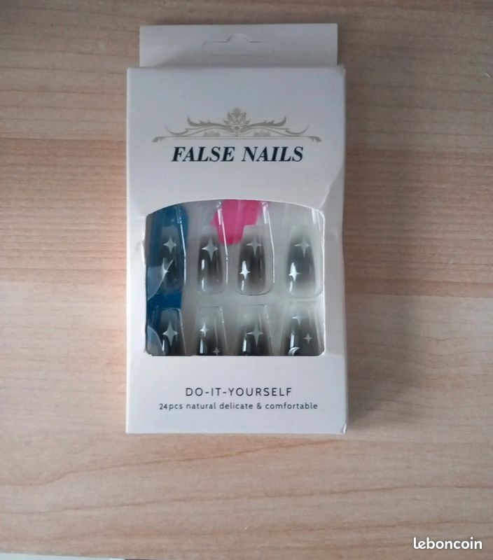 Faux ongles neuf (image 1)