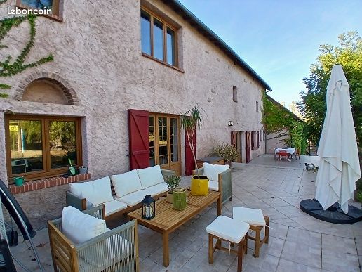 Maison 8 pièces 234 m² · à Menetou-Salon · 234 m² · 400 000 €