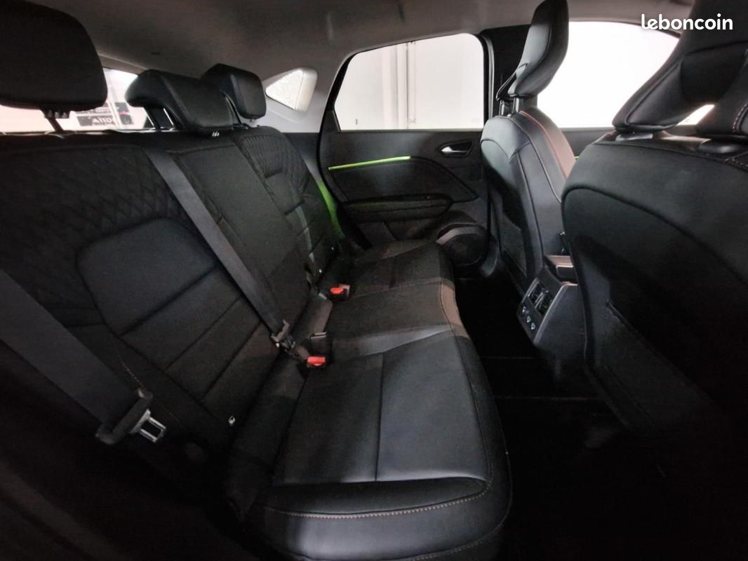Renault Captur E-Tech full hybrid 145 Iconic (image 13)