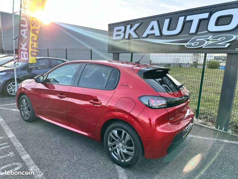 Peugeot 208 1.2 PURETECH 75CH S&S STYLE (image 21)