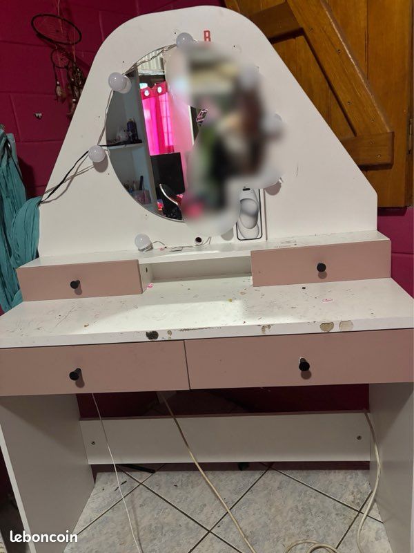 Coiffeuse (image 1)