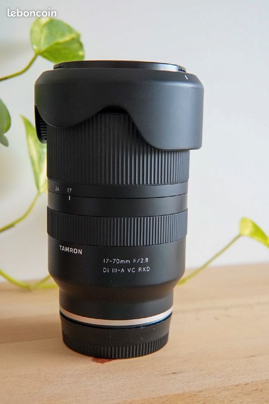 TAMRON 17-70mm F/2.8 Di III-A VC RXD（Tamron 17-70 mm f/2,8 Di III 