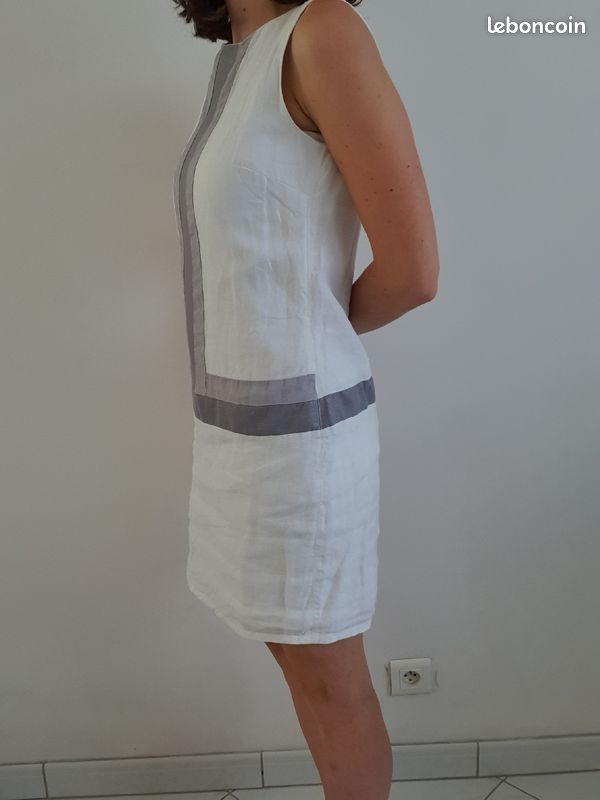 Robe blanche et grise (image 2)