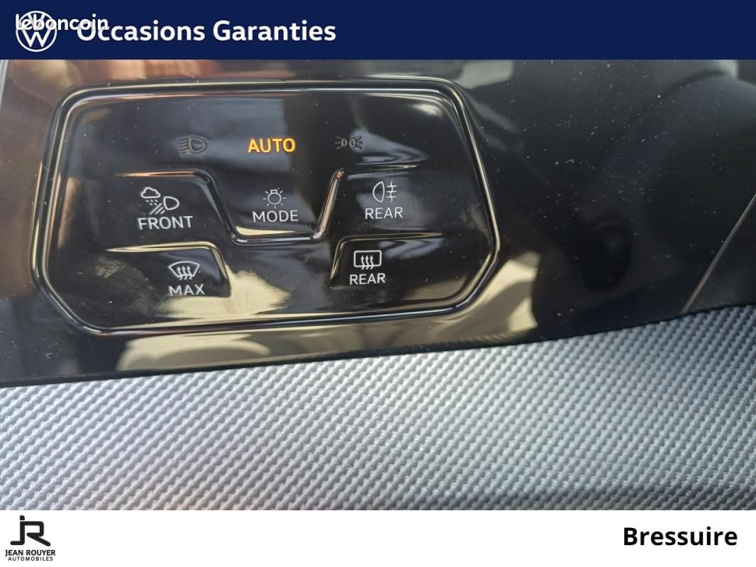 Volkswagen Golf 1.5 eTSI EVO2 150 DSG7 R-Line Edition (image 38)
