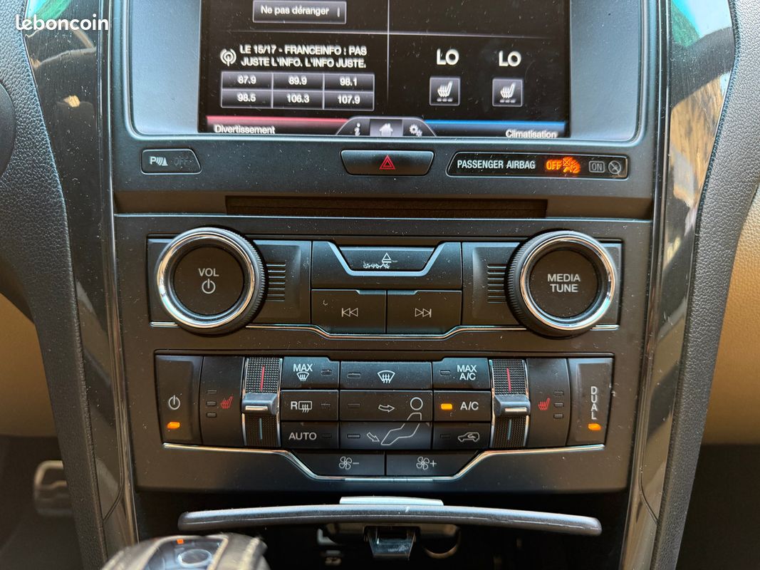 Ford Explorer V6 3.5 365 XLT (image 15)