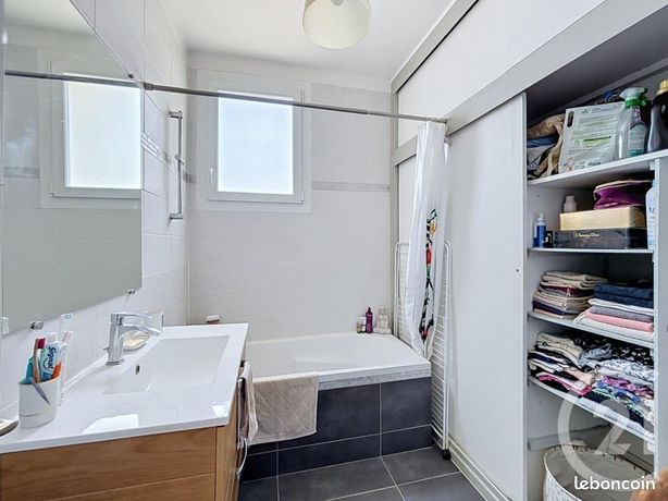 Appartement 2 pièces 50 m² — 8