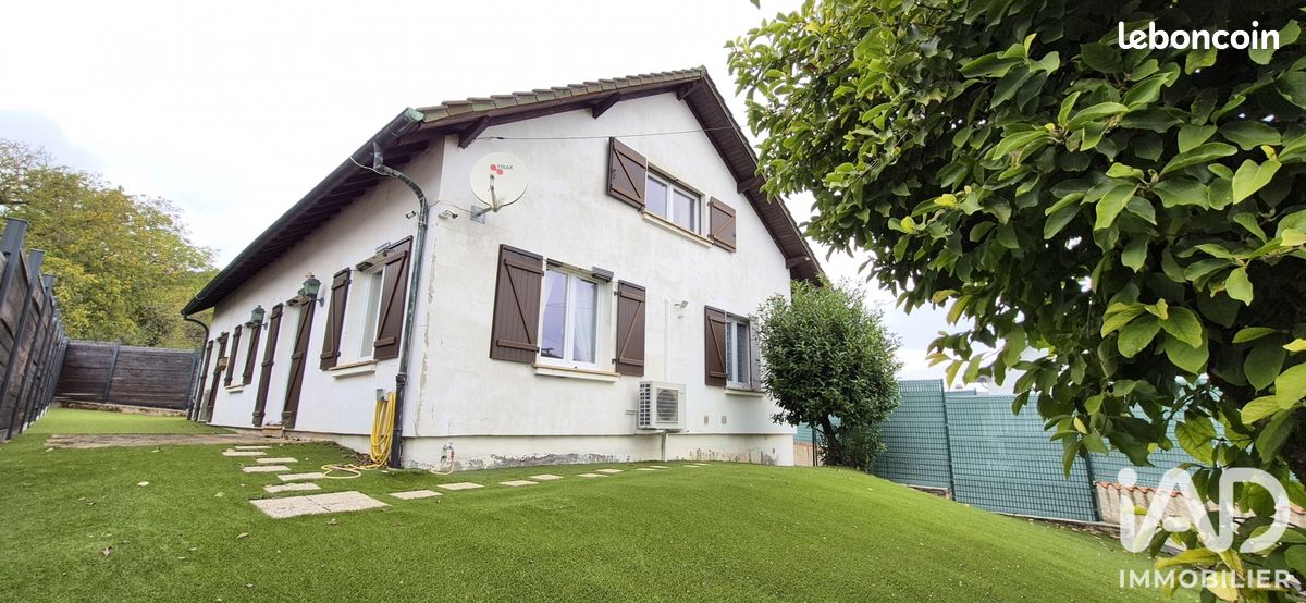 Maison 8 pièces 180 m² · à Clouange · 180 m² · 355 000 €