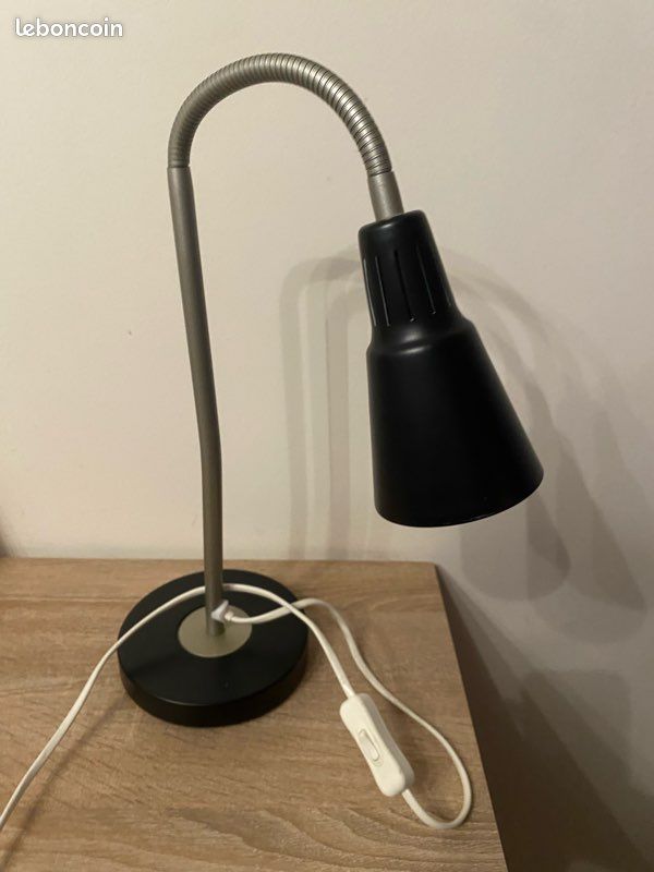 Lampe de chevet (image 1)