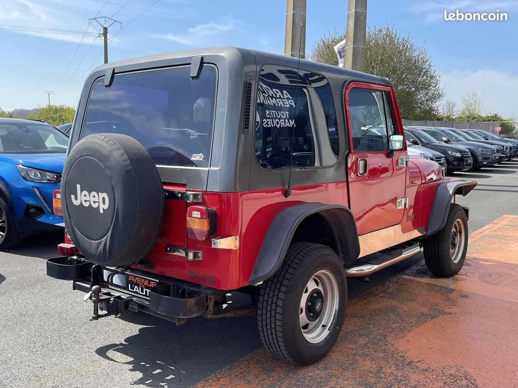 Jeep WRANGLER 2.5 SE HARD TOP (image 17)