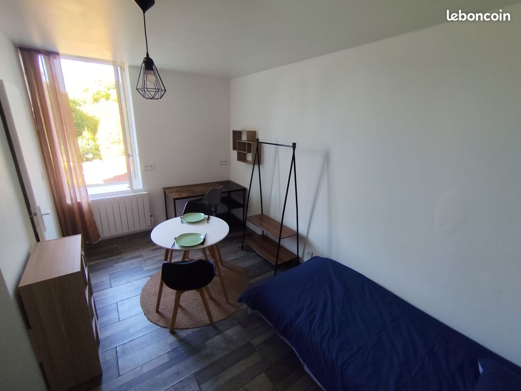 Appartement 1 pièce 18 m² · à Valence · 18 m² · 400 €