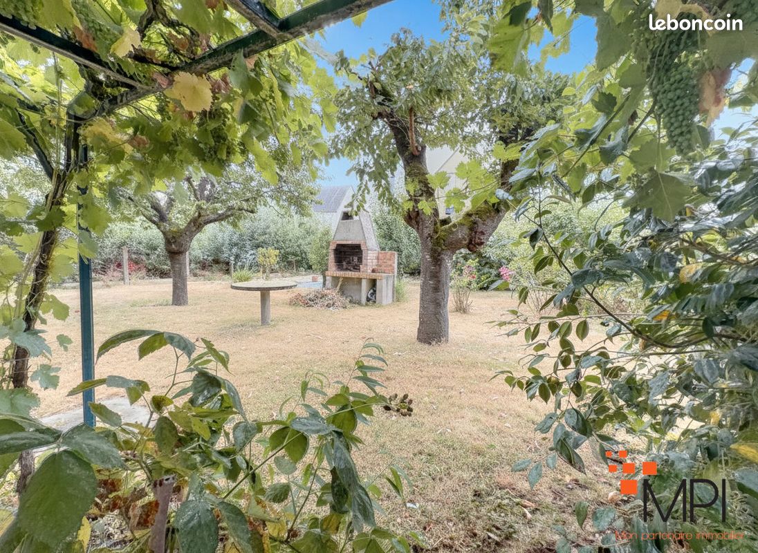 Maison 6 pièces 142 m² · à L'Hermitage · 142 m² · 298 500 €
