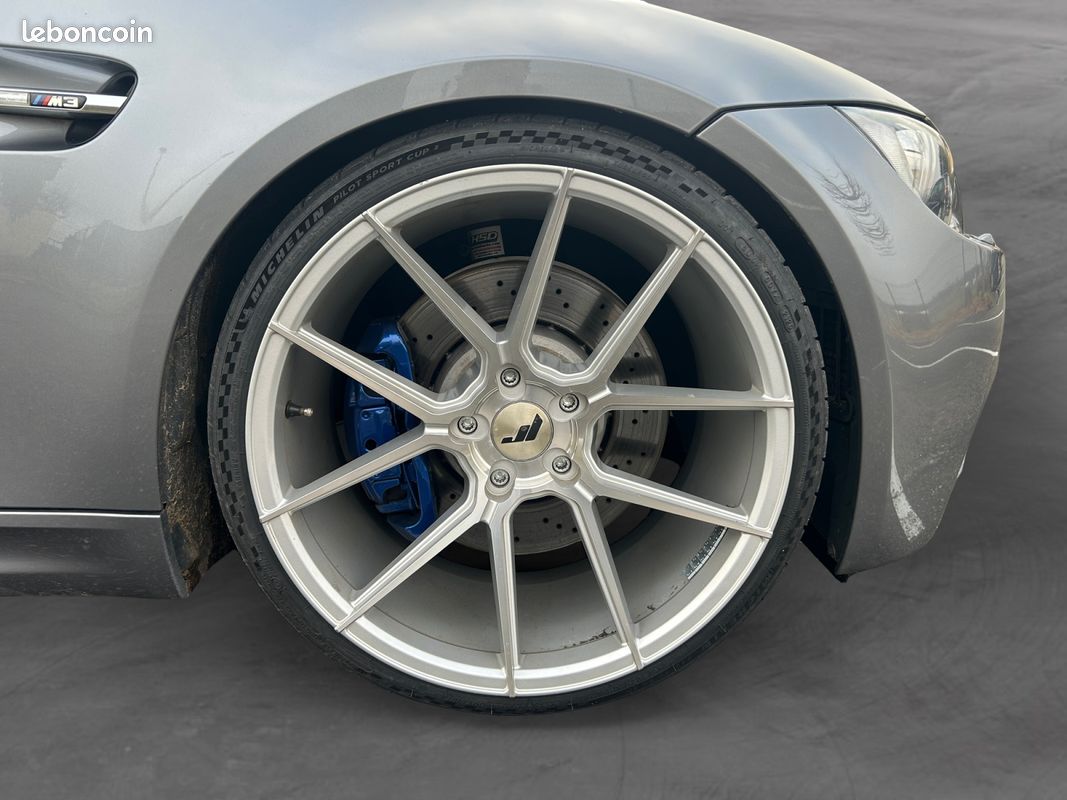 BMW M3 E92 M3 Coupe Toit Carbone Echappement Eisenmann Jantes 20 Garantie 12 Mois (image 18)