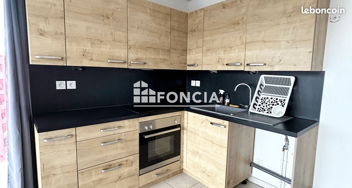 Appartement 4 pièces 76 m² · à Saint-Étienne · 76 m² · 970 €