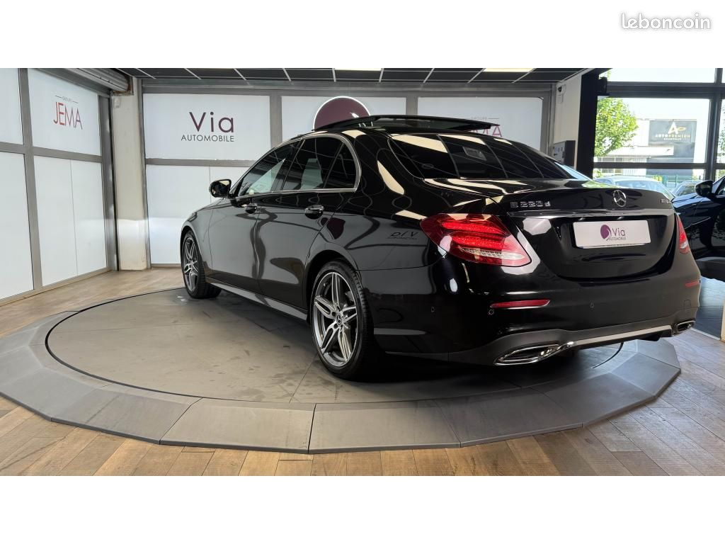MERCEDES CLASSE E E 220 D - BVA 9G-Tronic BERLINE - AMG Line - TOIT OUVRANT - CAMERA 360 - ENTRETIEN COMPLET - 2EME (image 4)