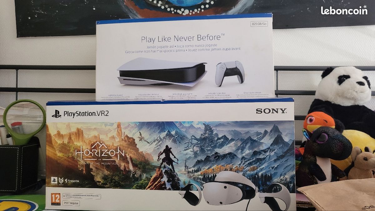 PlayStation 5 avec son casque son plateau de refroidissement 2 jeux . J ai les facture (image 3)