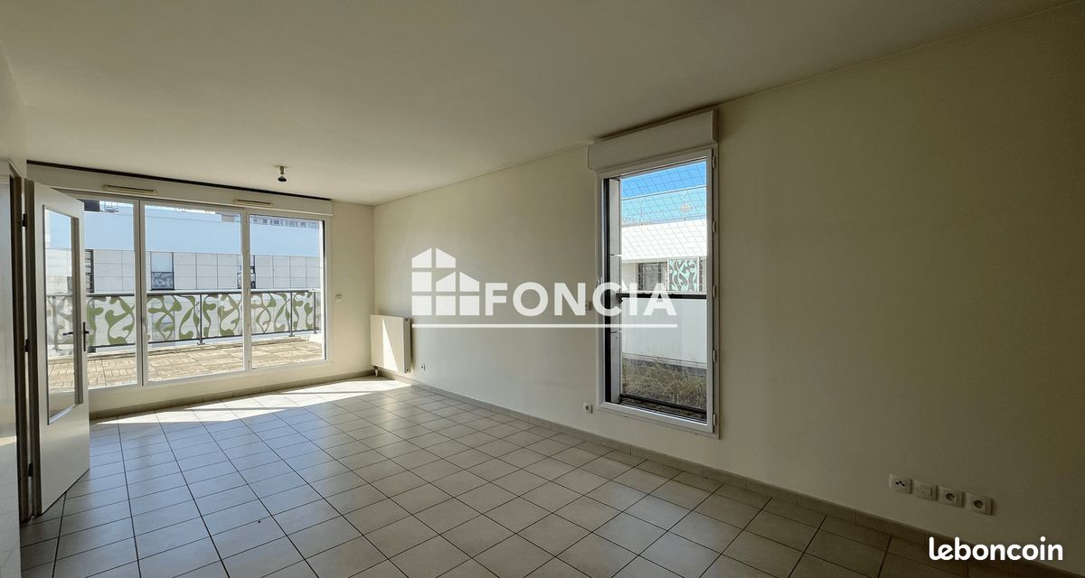 Appartement 4 pièces 110 m² · à Hérouville-Saint-Clair · 110 m² · 1 003 €/mois